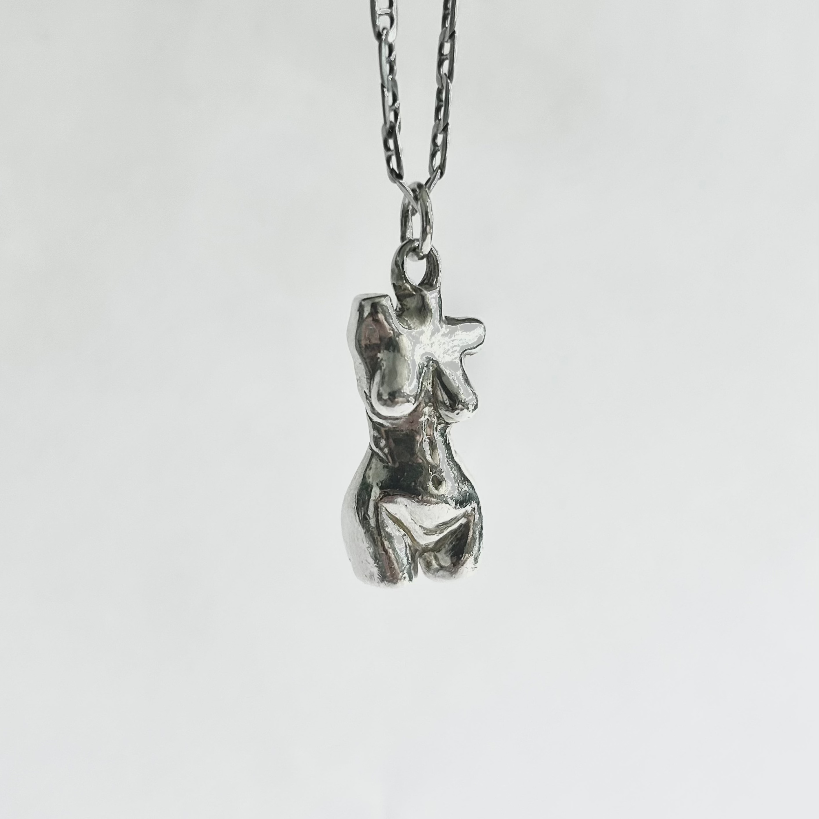 Ukiyo Pendant